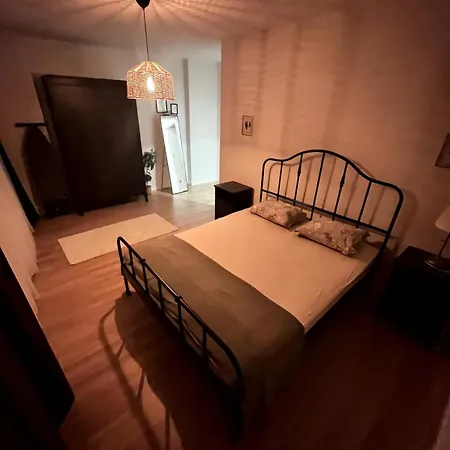 Bostanci Family Modern With Pool Istambul