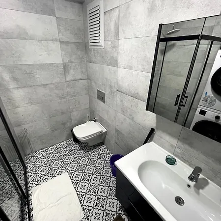 Bostanci Family Modern With Pool * Istambul