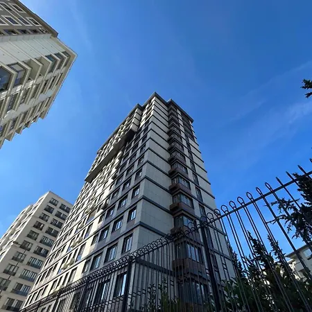 Bostanci Family Modern With Pool Istambul