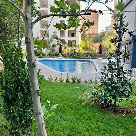 Bostanci Family Modern With Pool Istambul