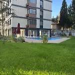 Bostanci Family Modern With Pool *