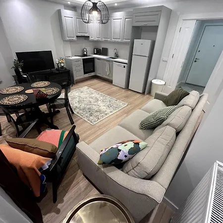 Bostanci Family Modern With Pool اسطنبول